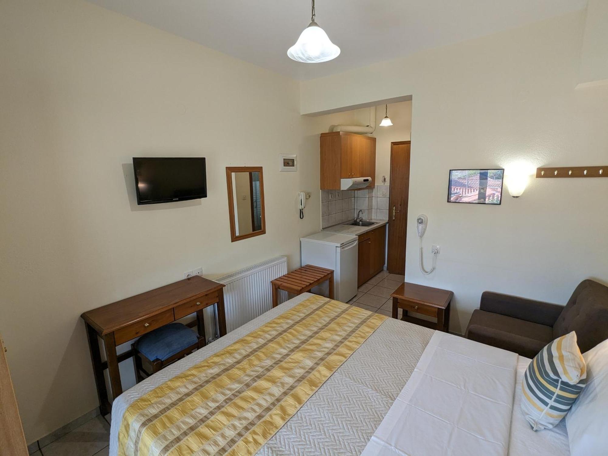 Pagaseon Rooms And Apartments Kala Nera Extérieur photo