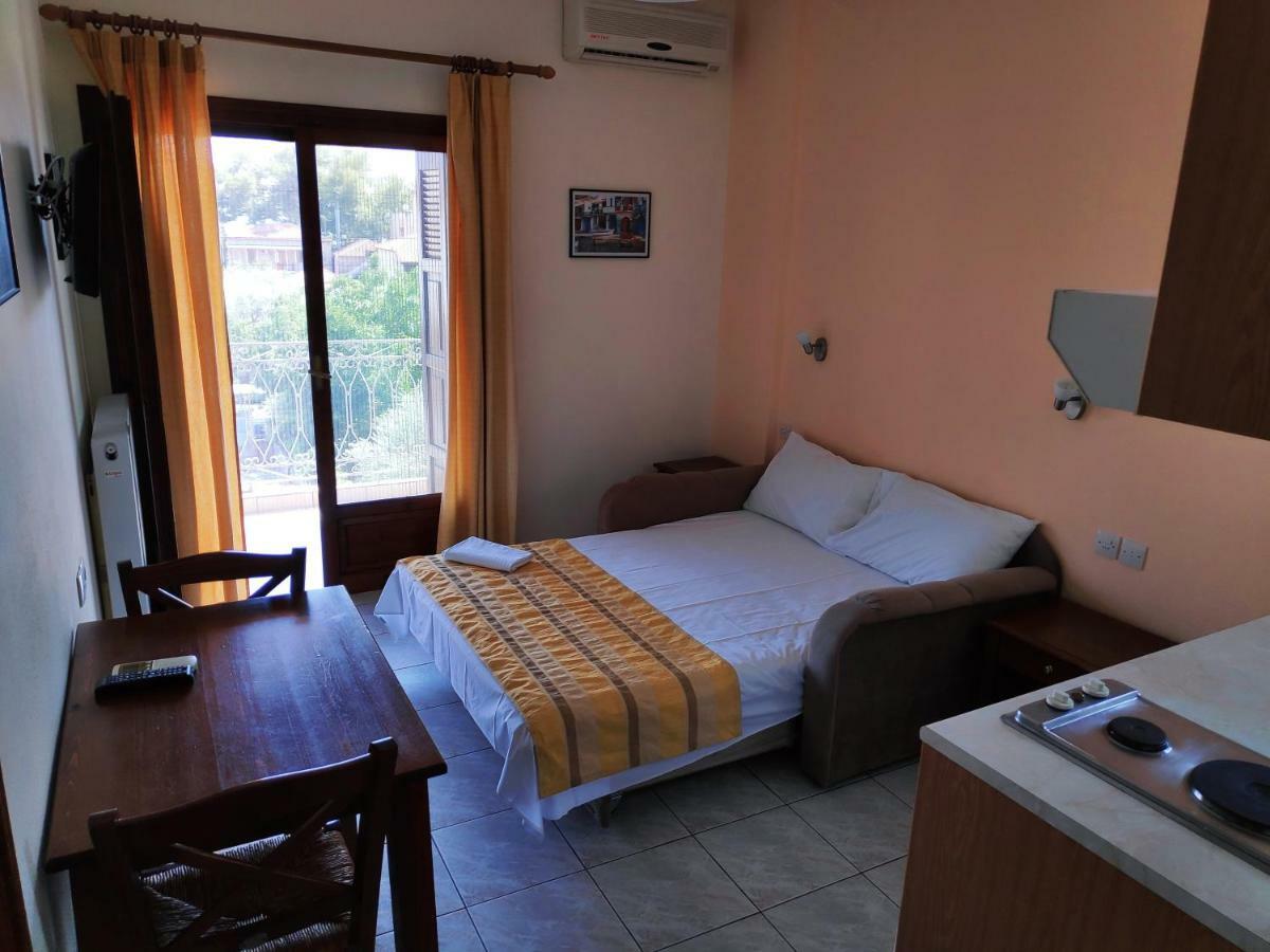Pagaseon Rooms And Apartments Kala Nera Extérieur photo